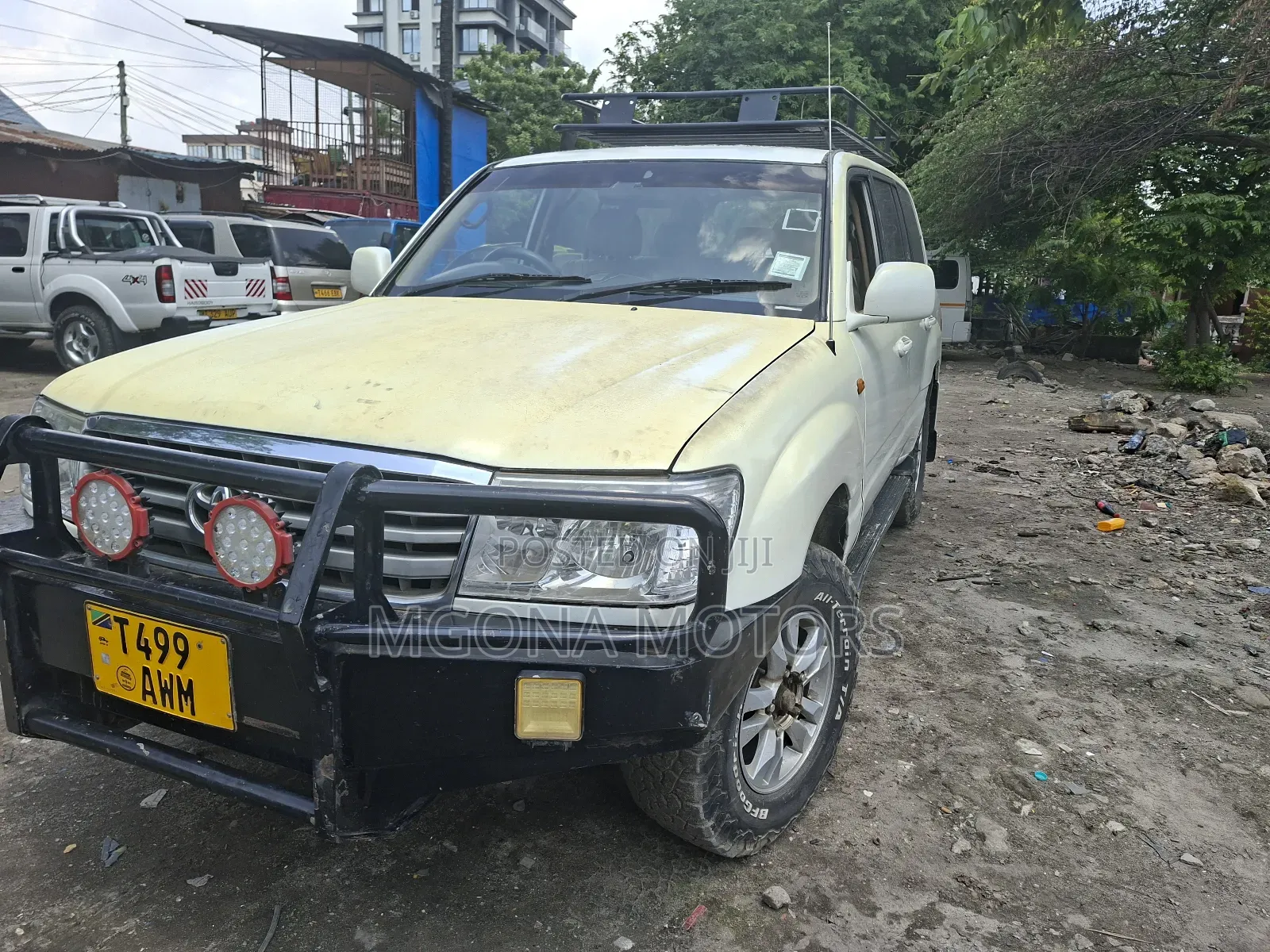 Toyota Land Cruiser 100 4.2 2006 White