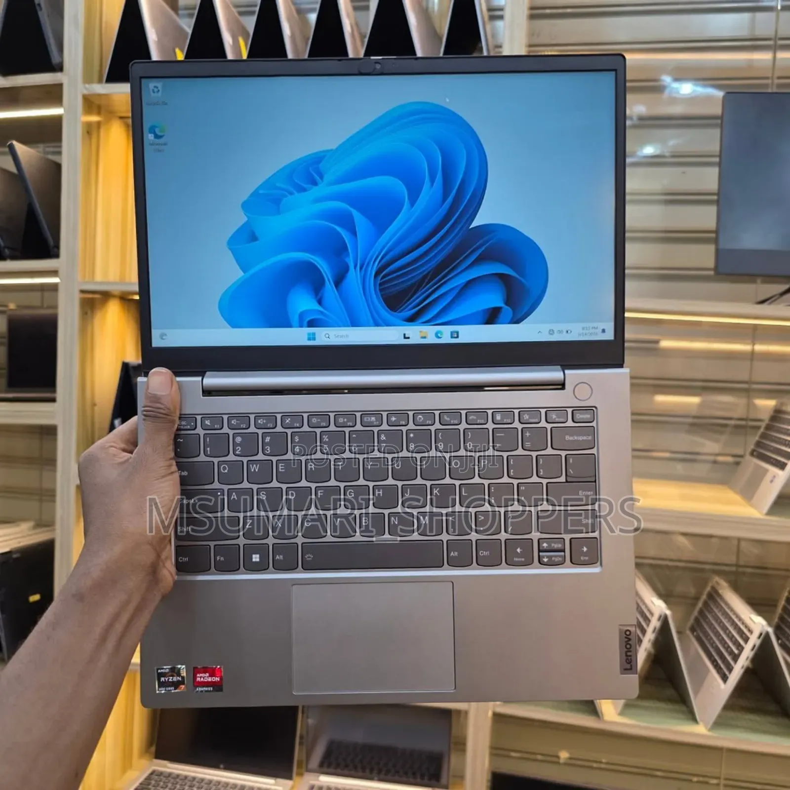 New Laptop Lenovo Thinkbook 14 8GB AMD Ryzen 7 SSD 256GB