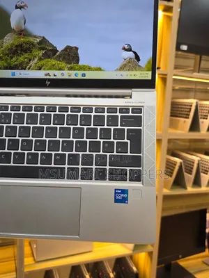 New Laptop HP EliteBook 830 G8 16GB Intel Core i5 SSD 256GB