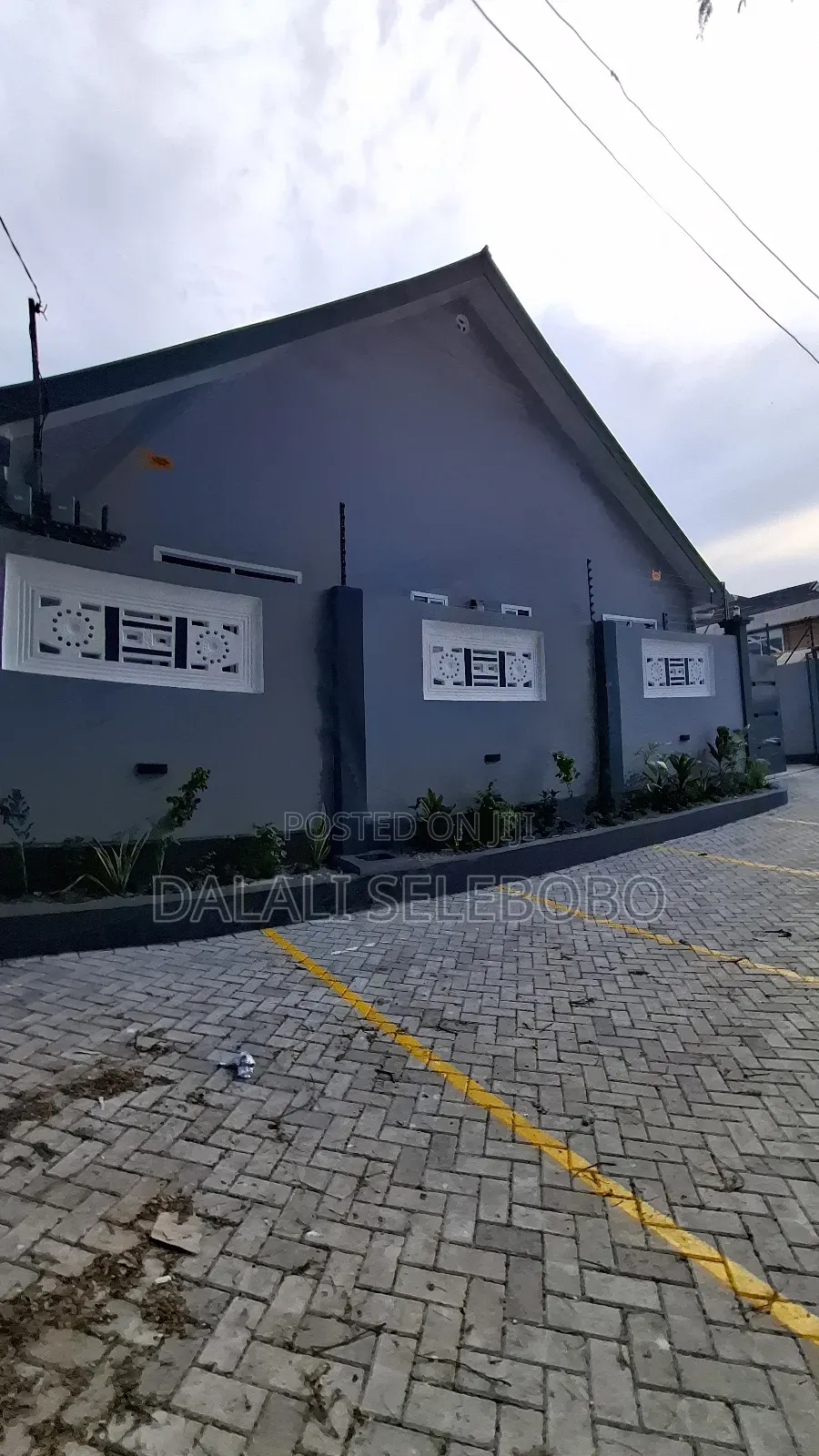 2bdrm Bungalow in Kinondoni Mahakamani for rent