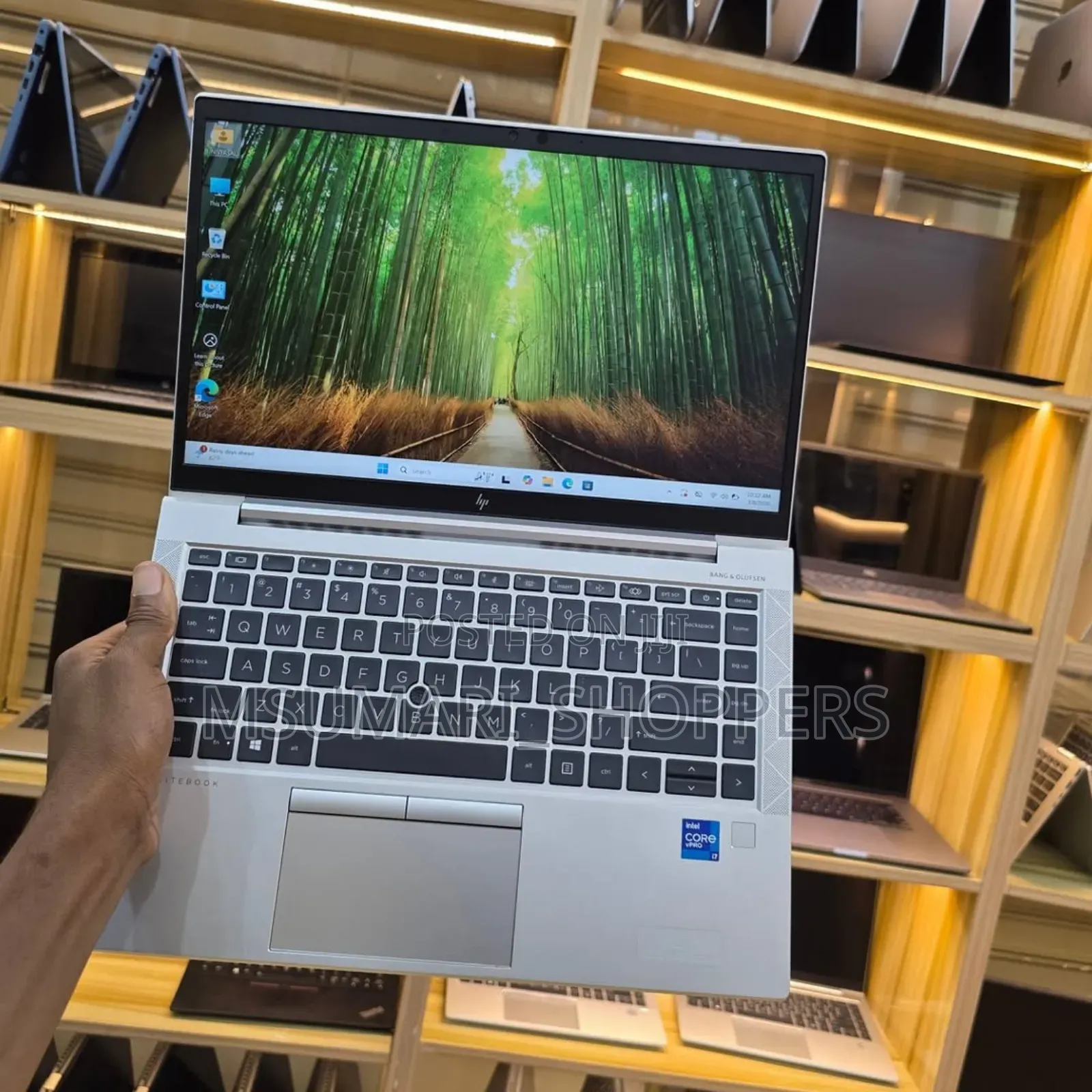 New Laptop HP EliteBook 840 G8 16GB Intel Core i7 SSD 256GB