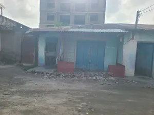 Kiwanja Kinauzwa Mtoni Kwa Azizi Ally