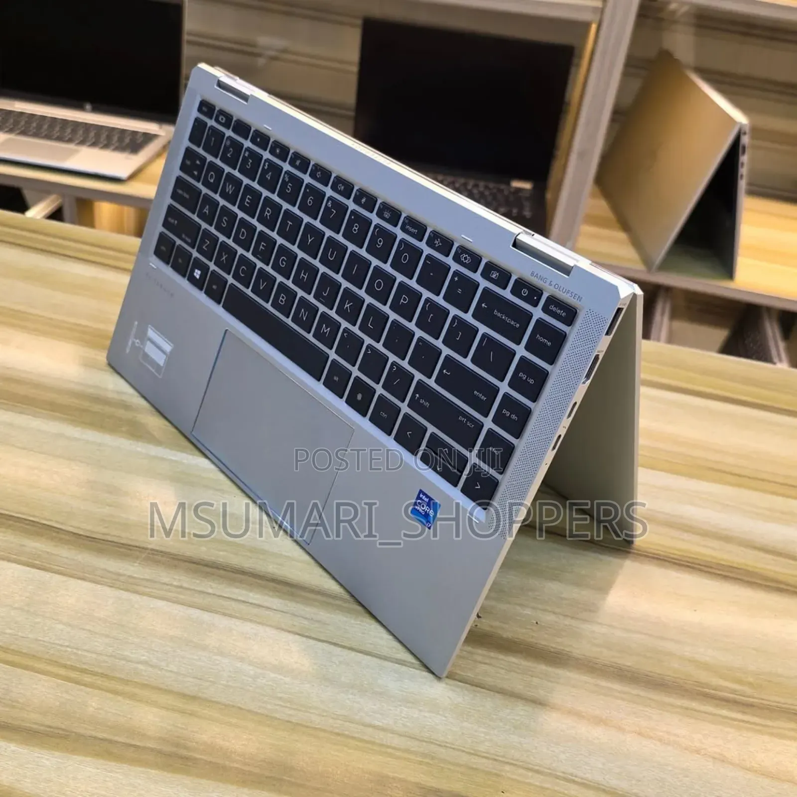 New Laptop HP EliteBook 1040 G8 16GB Intel Core i7 SSD 512GB