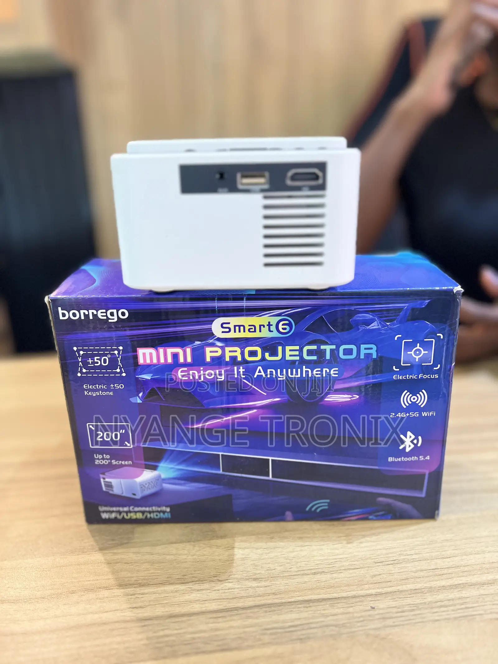Borrego Smart 6 Mini Projector