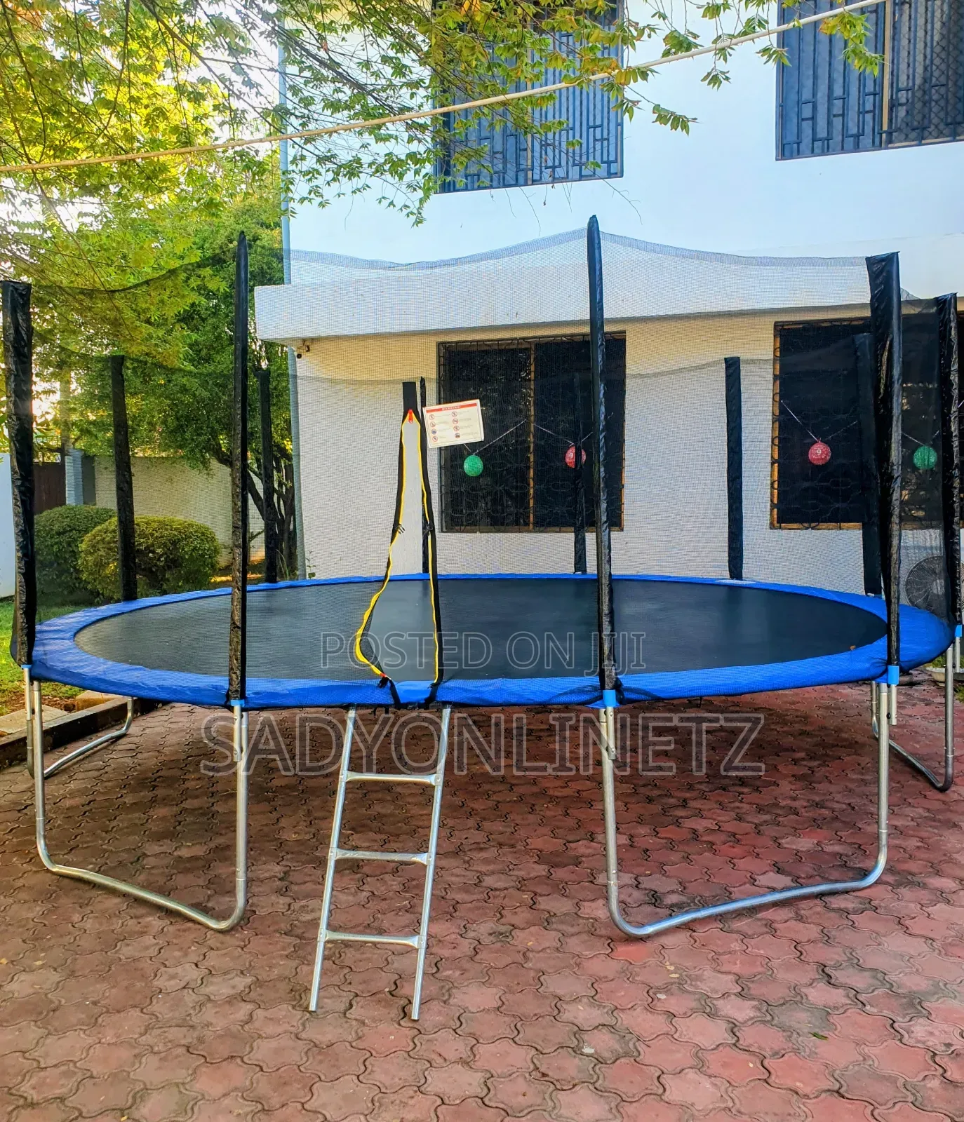 Outdoor Trampoline 14ft