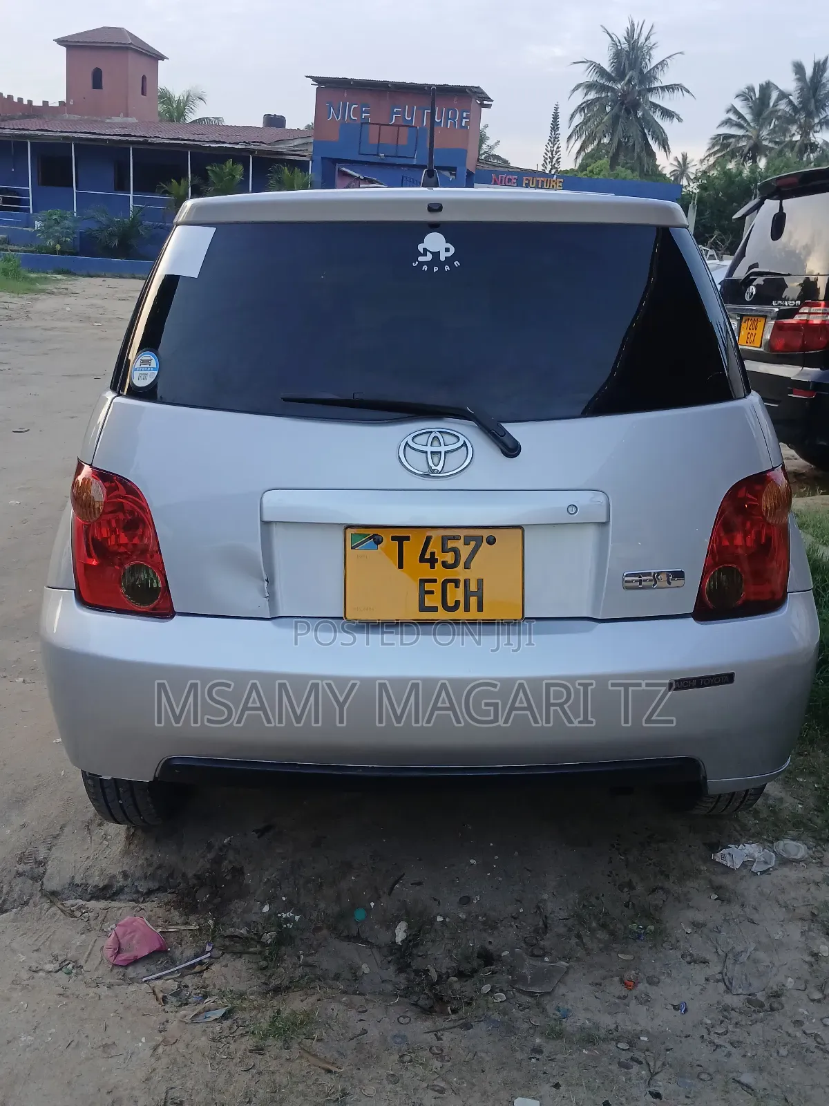 Toyota IST 2004 Silver