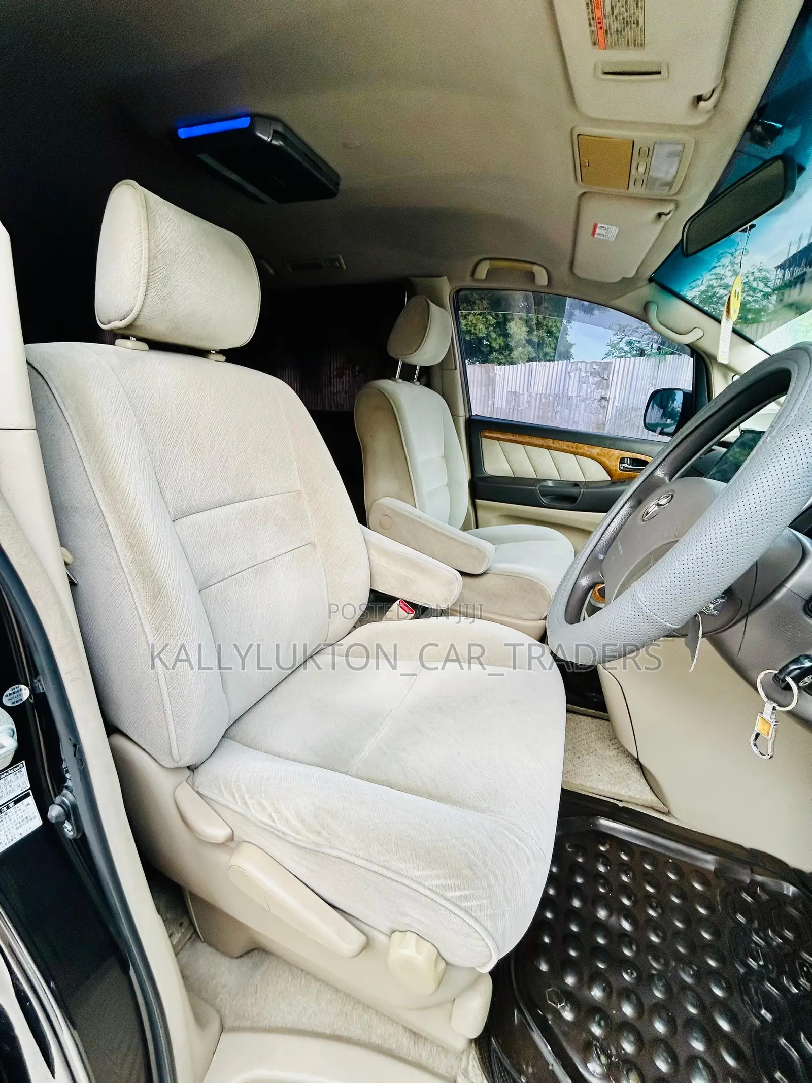 Toyota Alphard 2005 Black