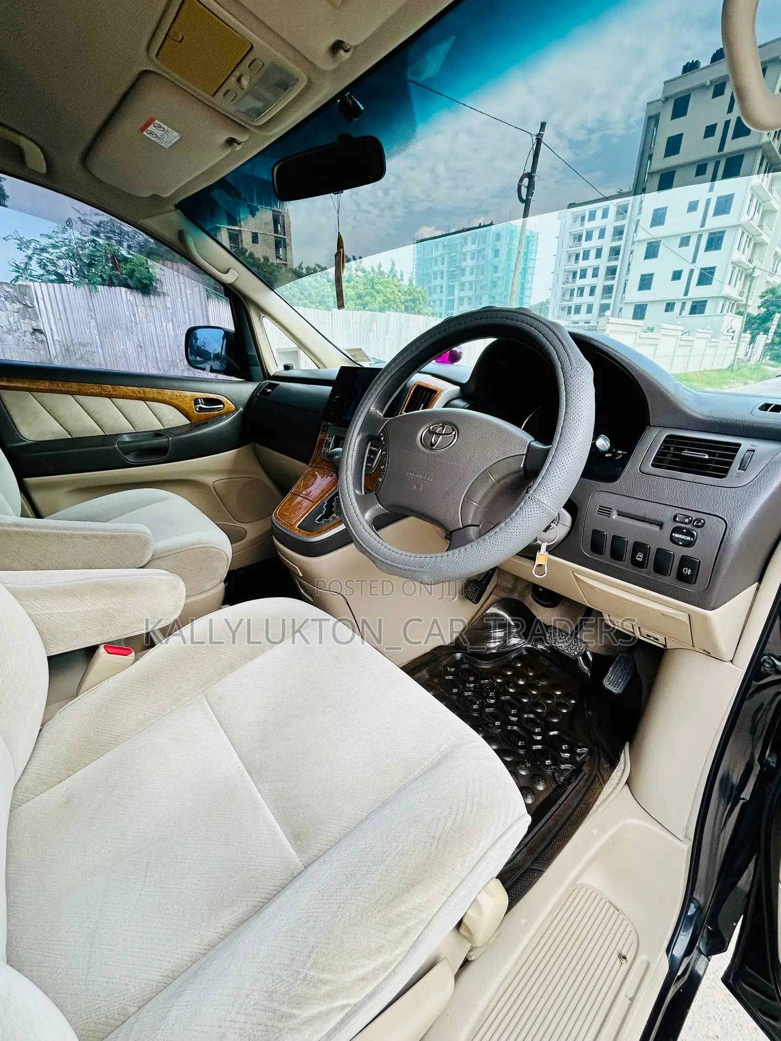 Toyota Alphard 2005 Black