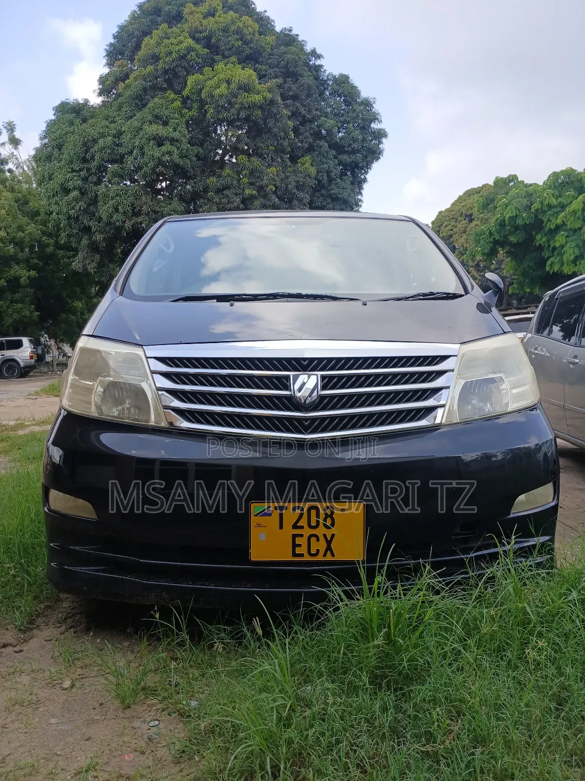 Toyota Alphard 2.4 Petrol FWD 2006 Black