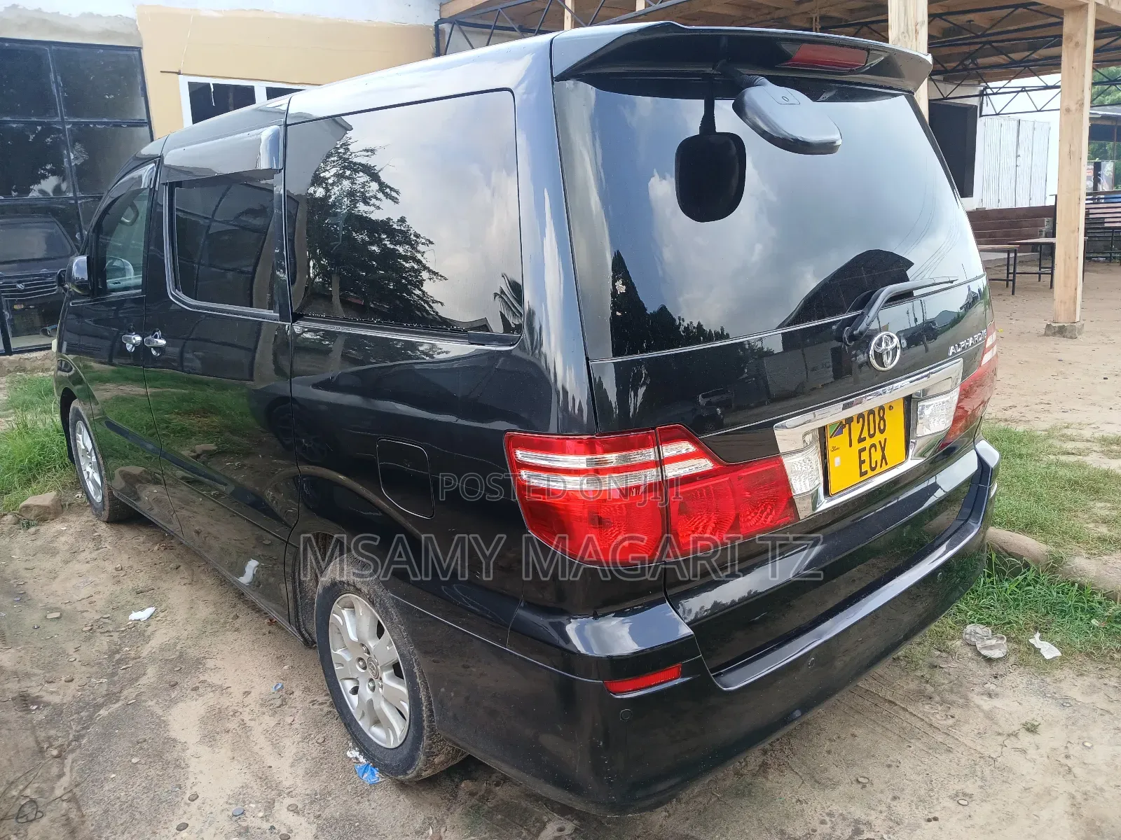 Toyota Alphard 2.4 Petrol FWD 2006 Black