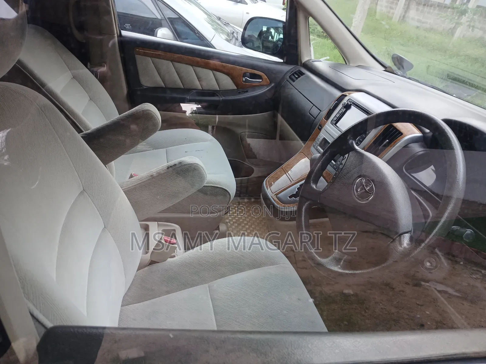 Toyota Alphard 2.4 Petrol FWD 2006 Black
