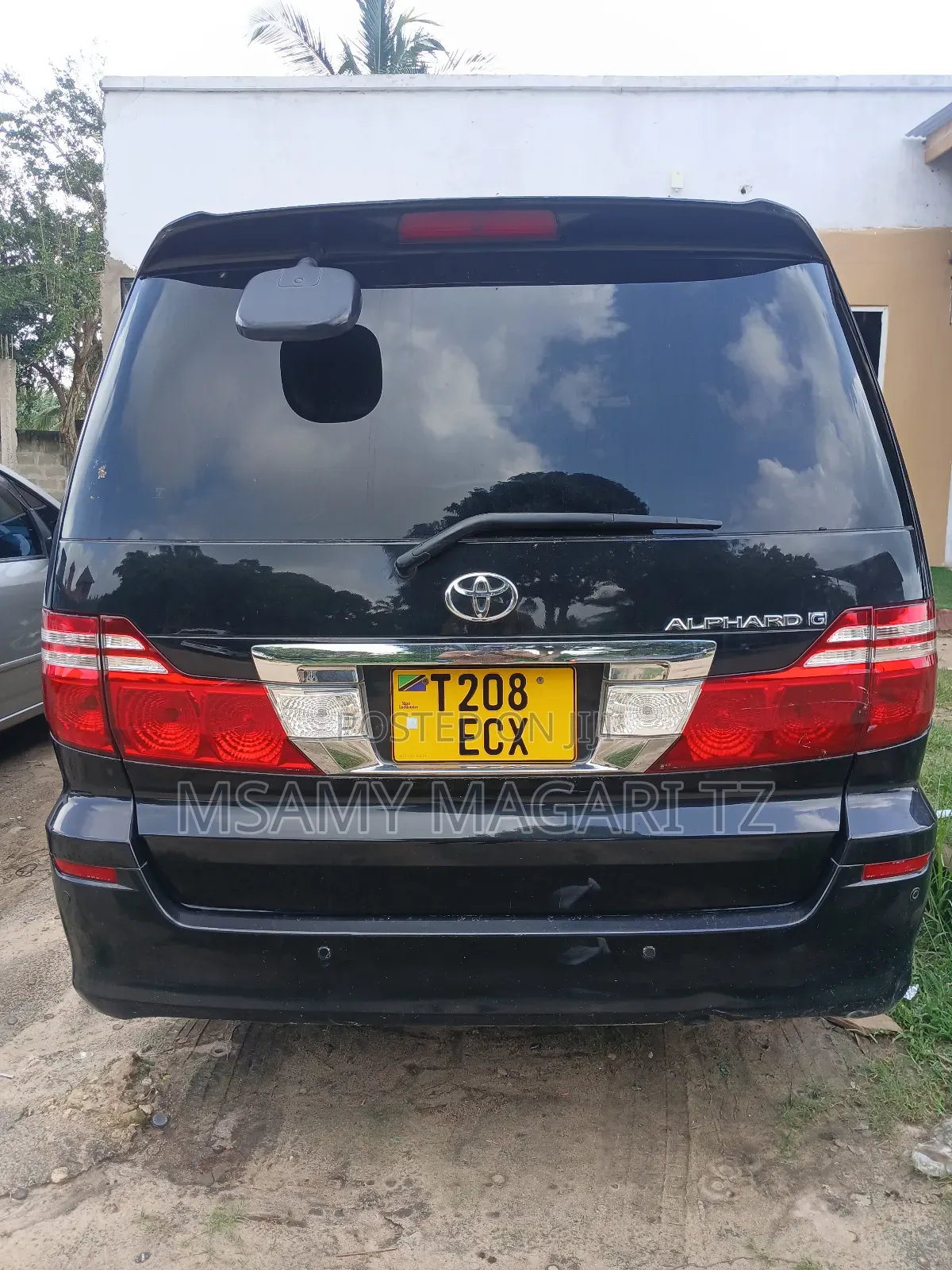 Toyota Alphard 2.4 Petrol FWD 2006 Black