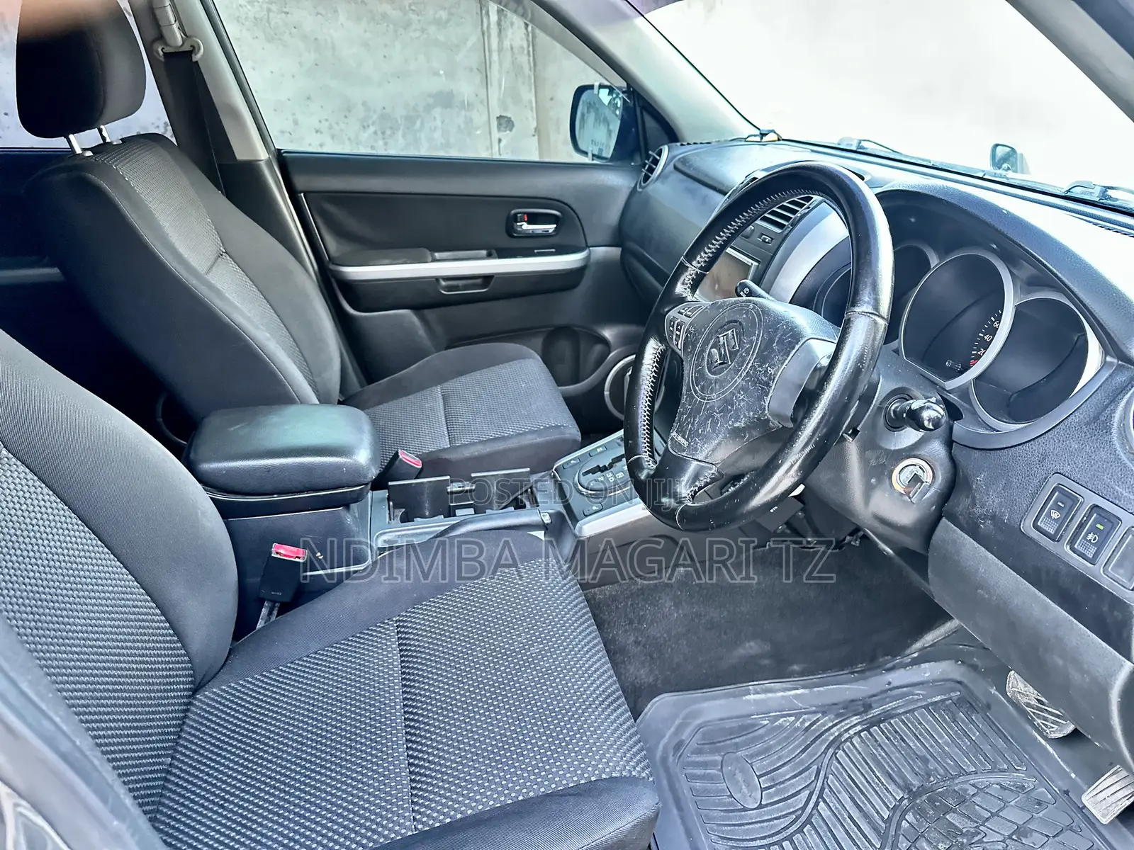 Suzuki Escudo 2006 Gray