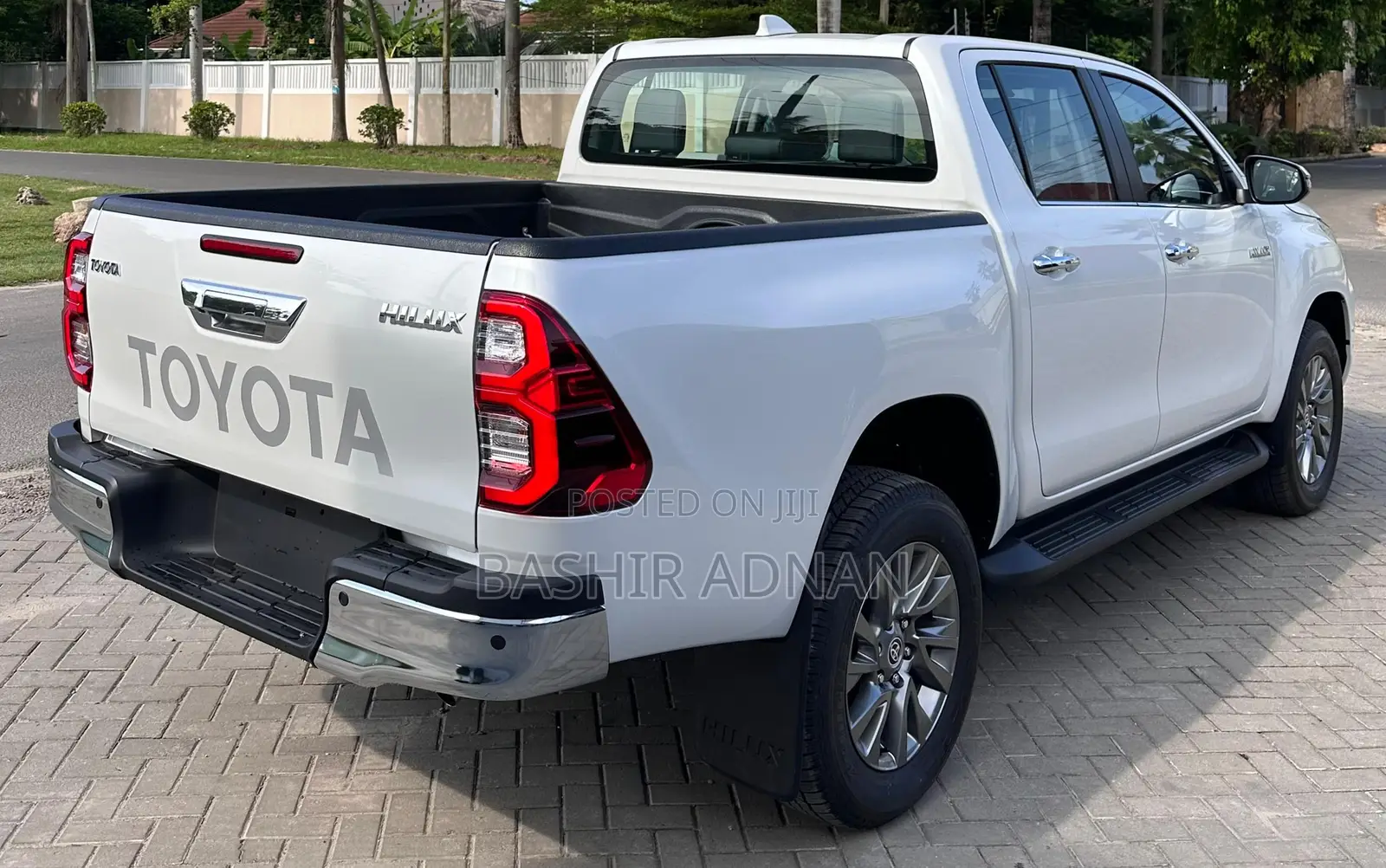 New Toyota Hilux 2025 Pearl