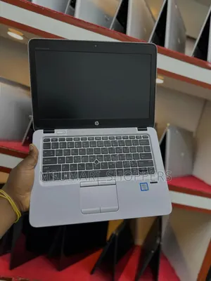 Laptop HP EliteBook 820 G4 8GB Intel Core i7 SSD 256GB