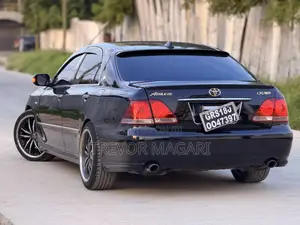 Toyota Crown Royale 2005 Black