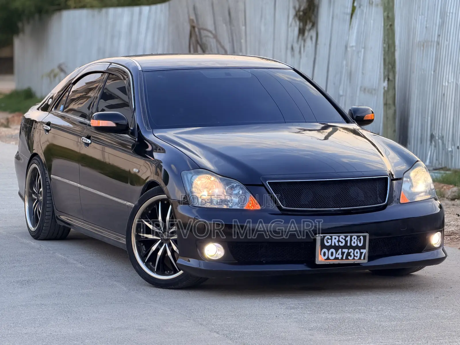 Toyota Crown Royale 2005 Black
