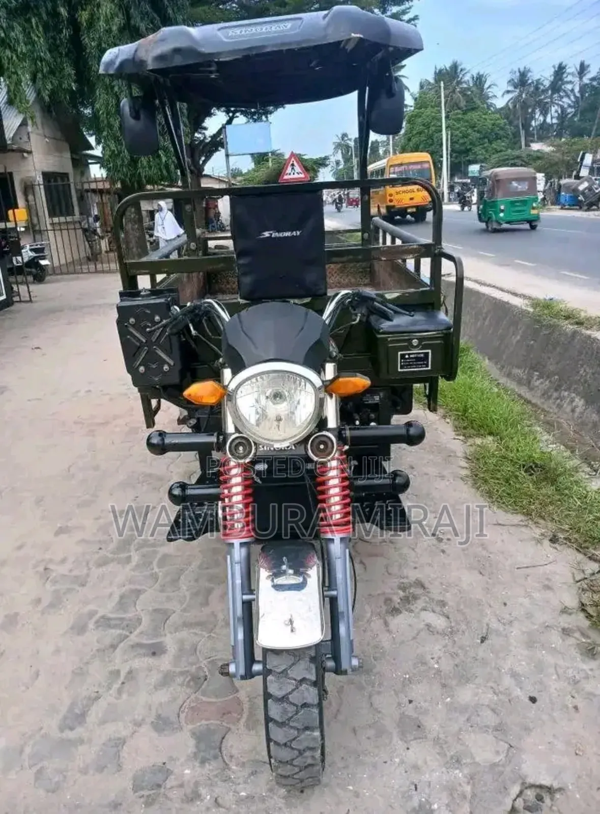 Bajaj Avenger 220 Street 2025 Green