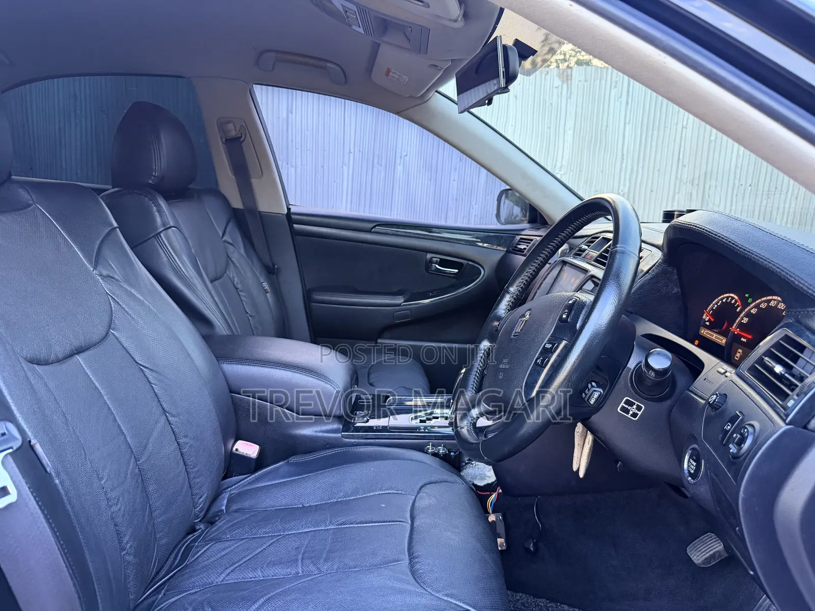 Toyota Crown Royale 2005 Black