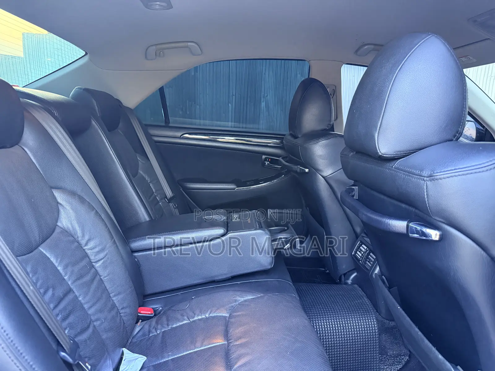 Toyota Crown Royale 2005 Black