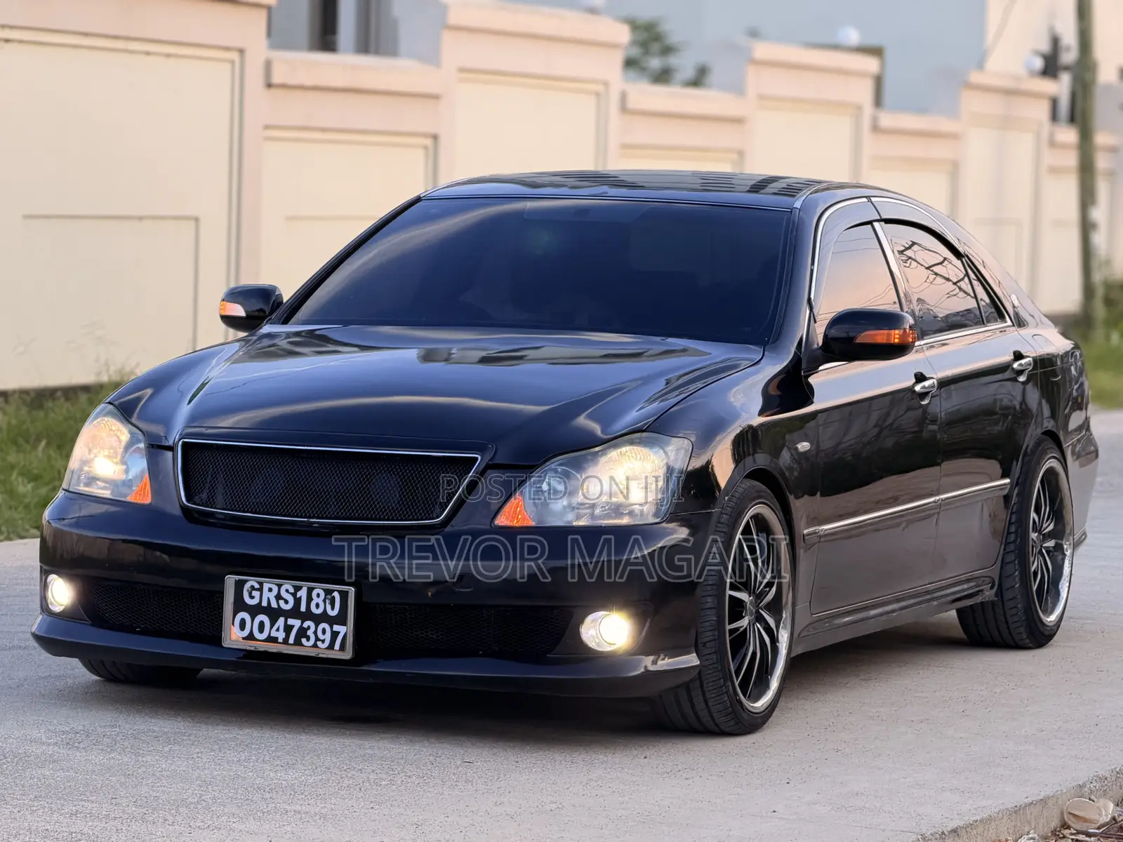 Toyota Crown Royale 2005 Black