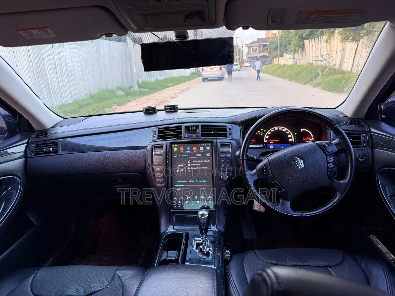 Toyota Crown Royale 2005 Black