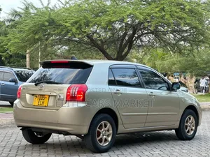 Toyota Corolla RunX 2004 Gold