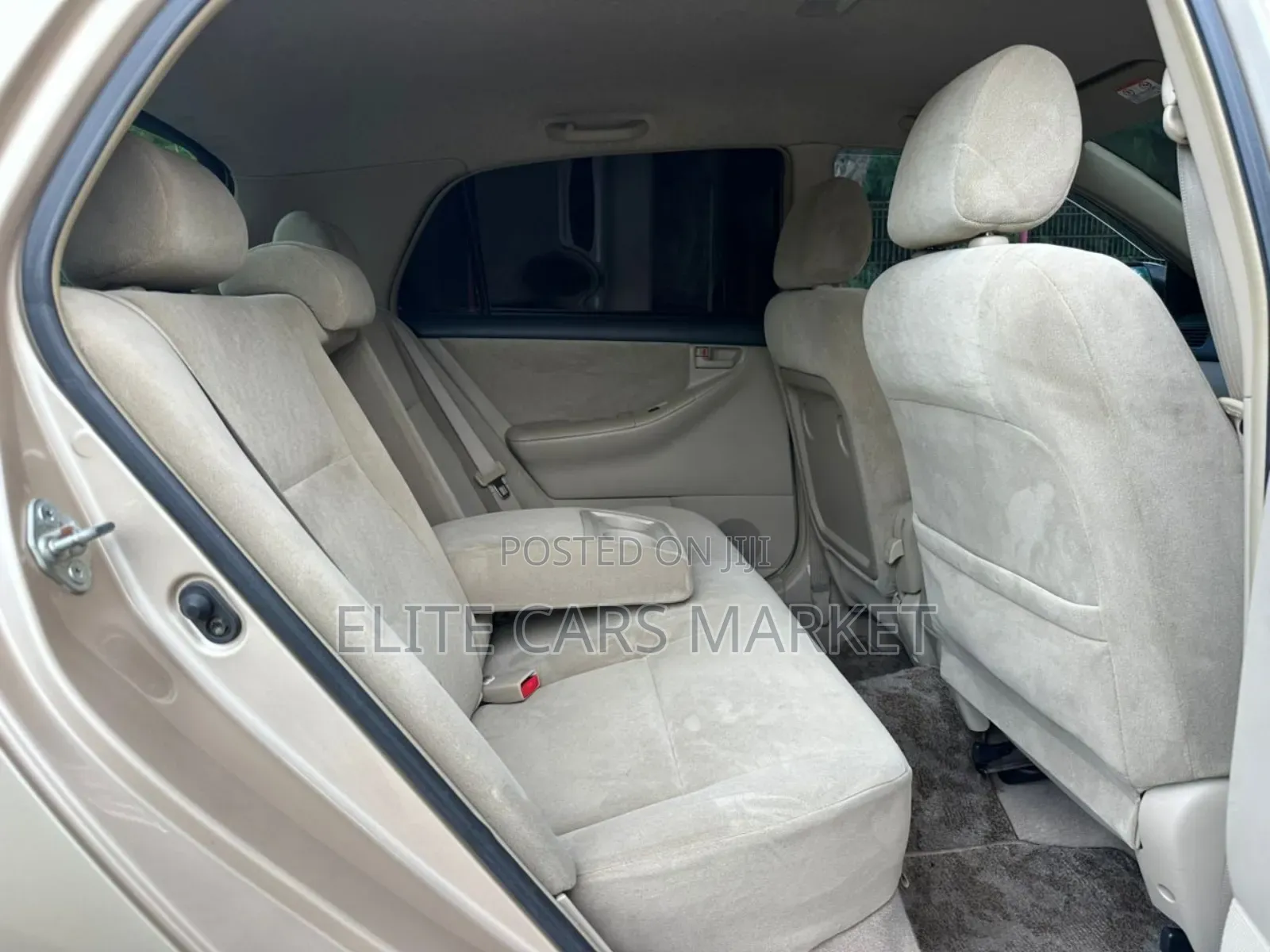 Toyota Corolla RunX 2004 Gold