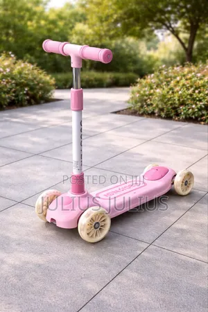 Kids 3-Wheel Scooter (Pink Adjustable Scooter)