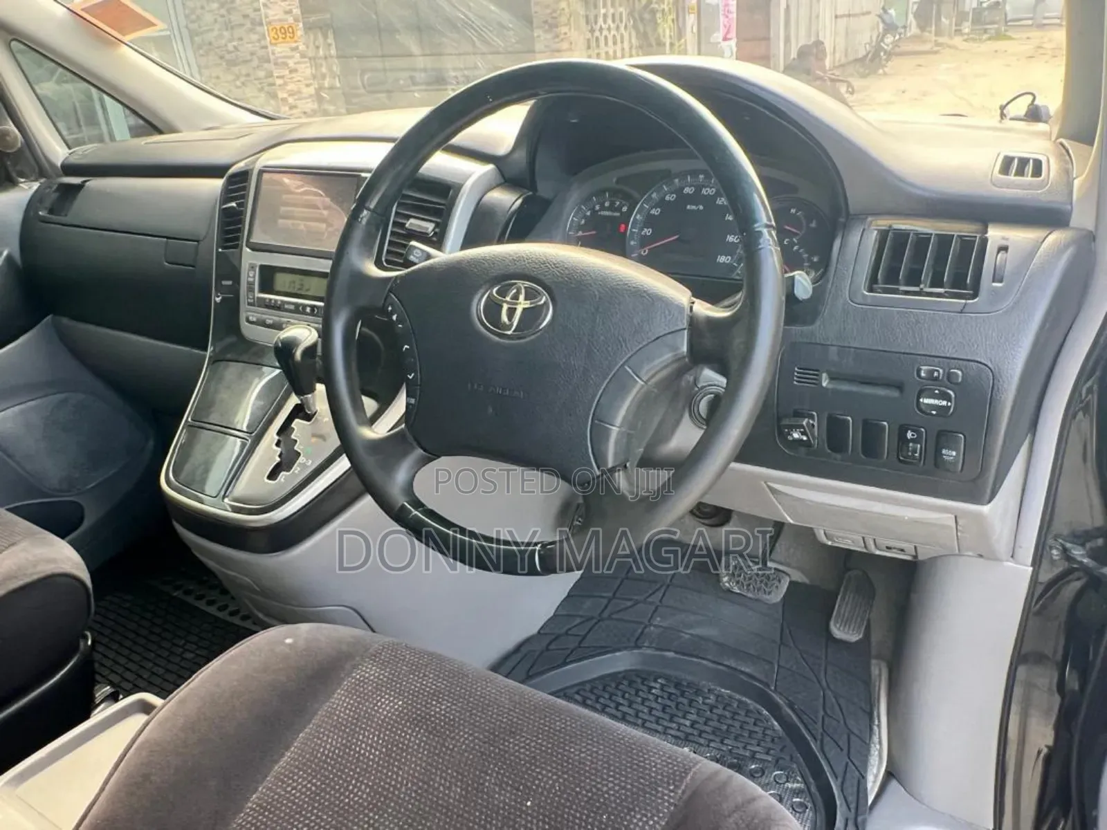 Toyota Alphard 2002 Black