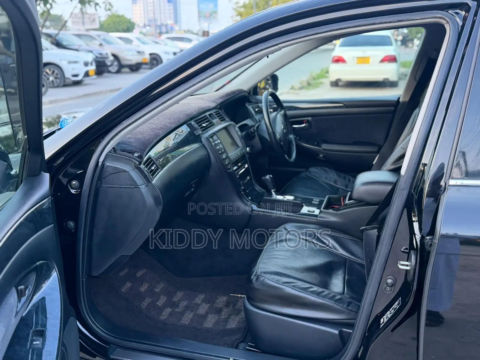 Toyota Crown 2006 Black