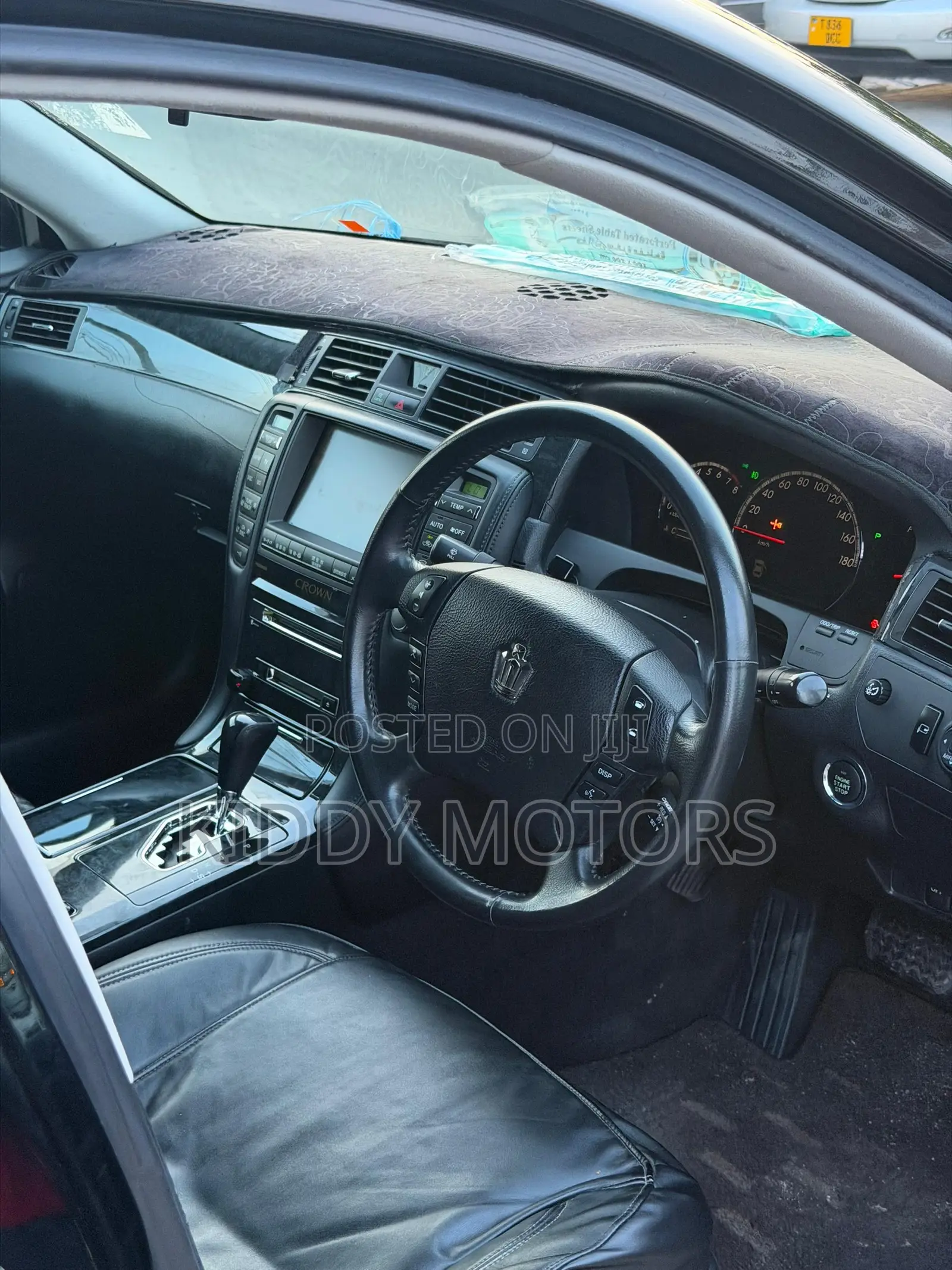 Toyota Crown 2006 Black