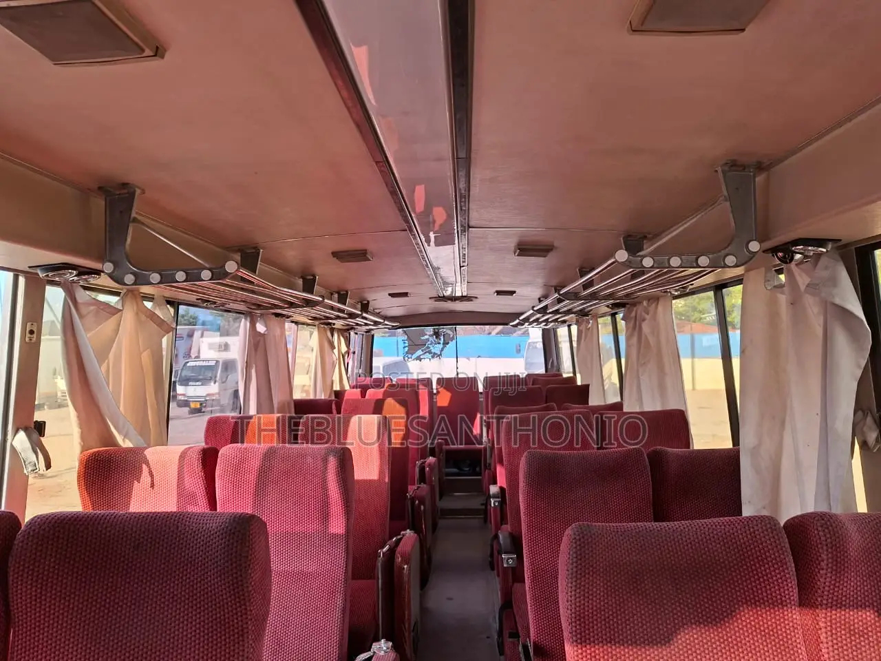 Mitsubishi Fuso Rosa 2000 Blue