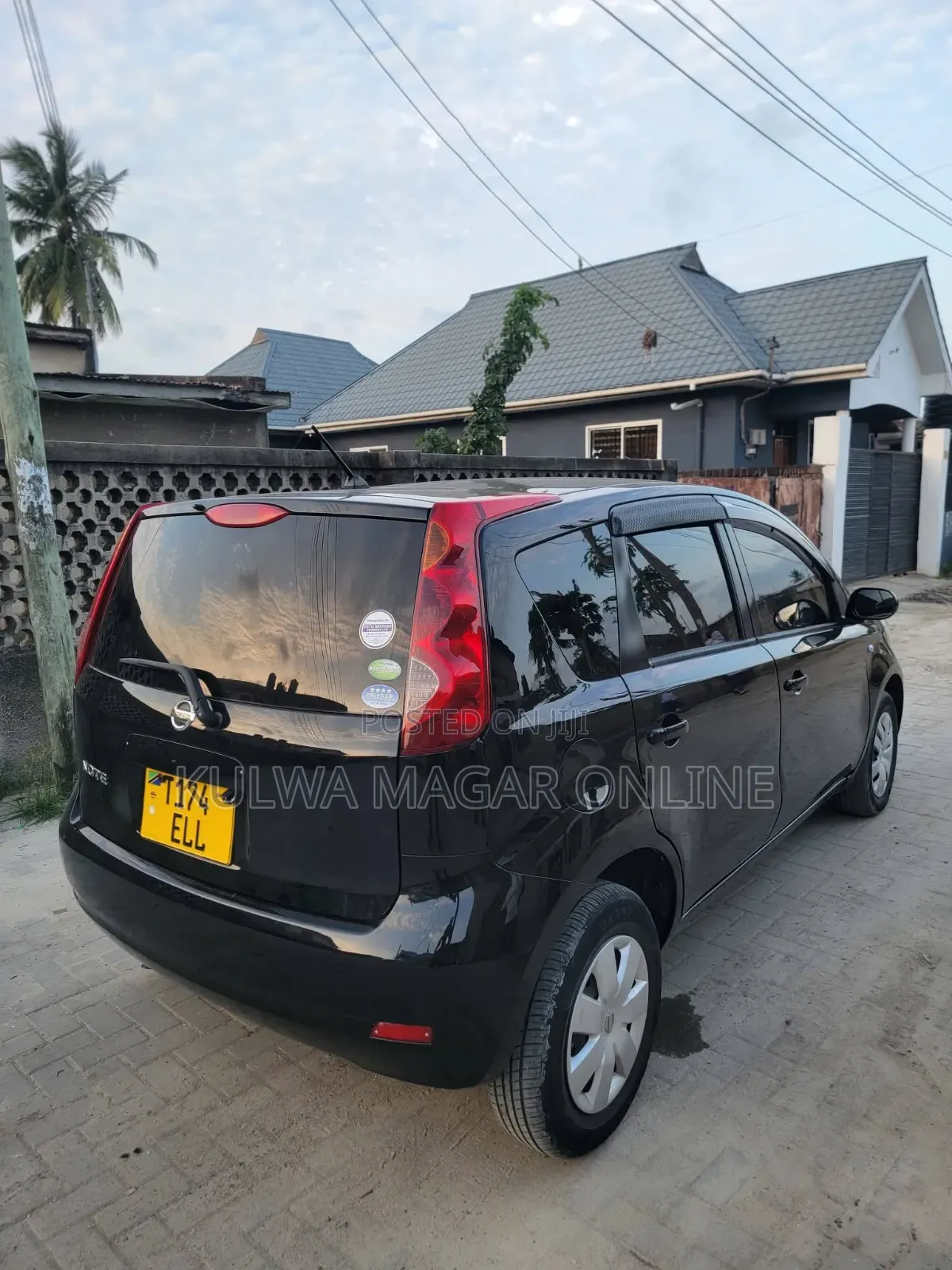 Nissan Note 2011 Black