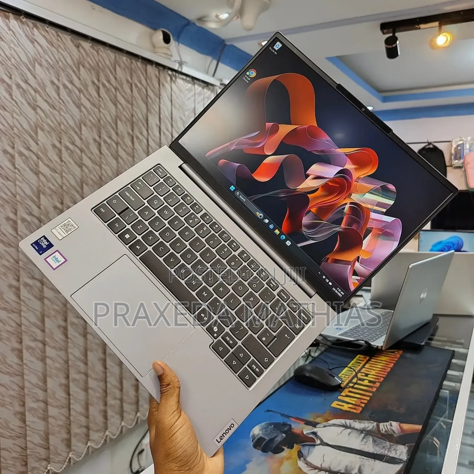 Laptop Lenovo Thinkbook 14 16GB Intel Core Ultra 7 SSD 512GB