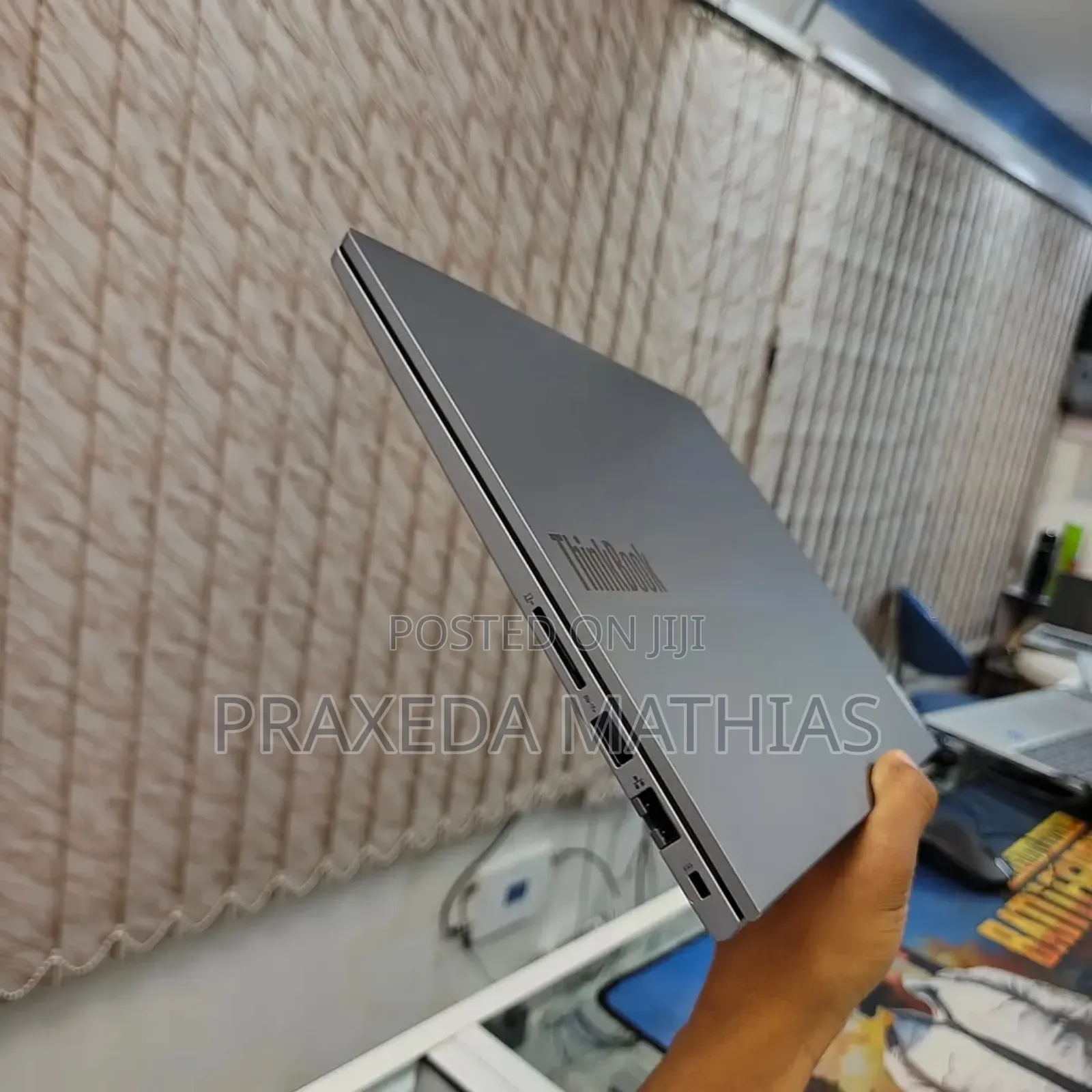 Laptop Lenovo Thinkbook 14 16GB Intel Core Ultra 7 SSD 512GB