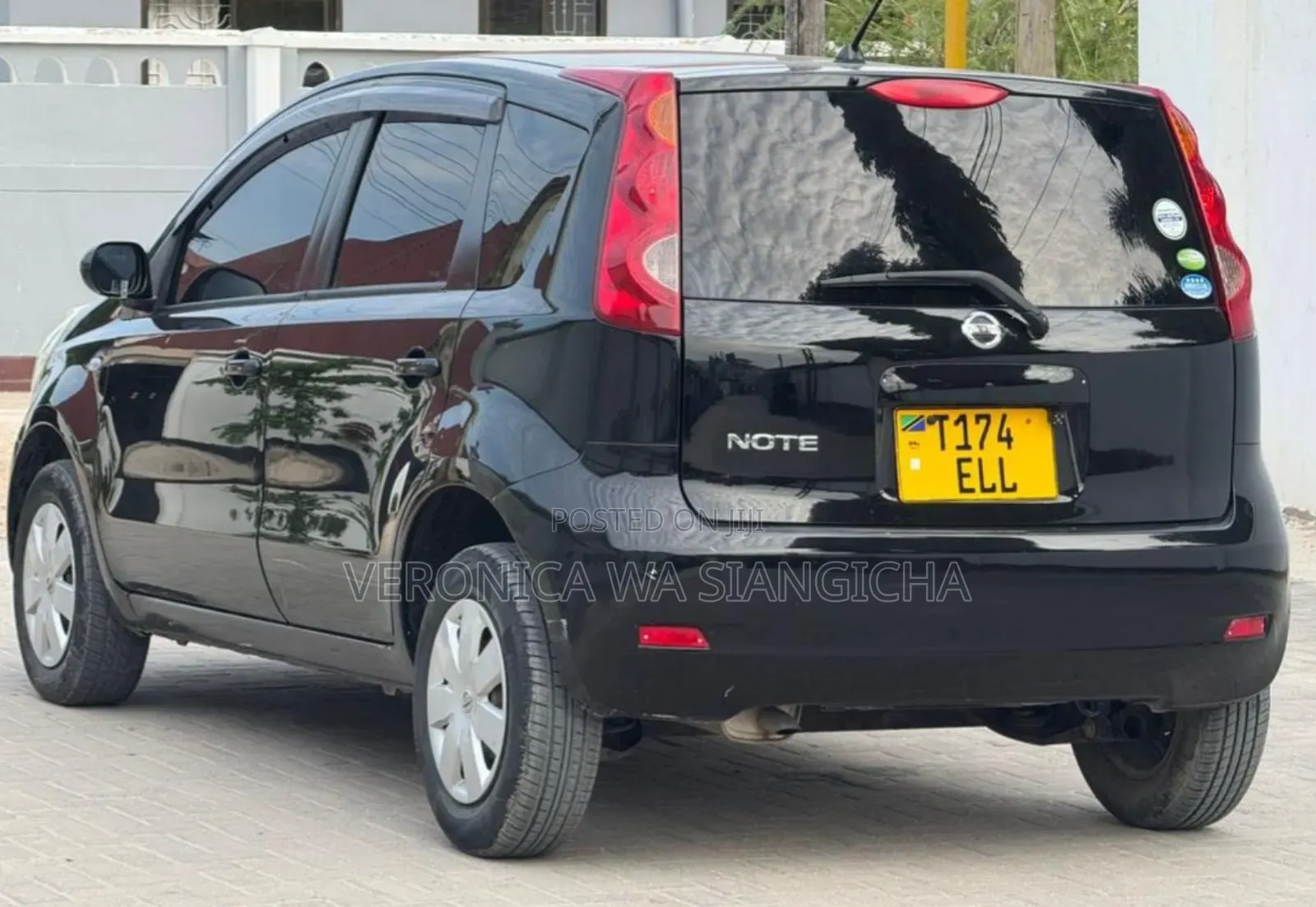 Nissan Note 2011 Black