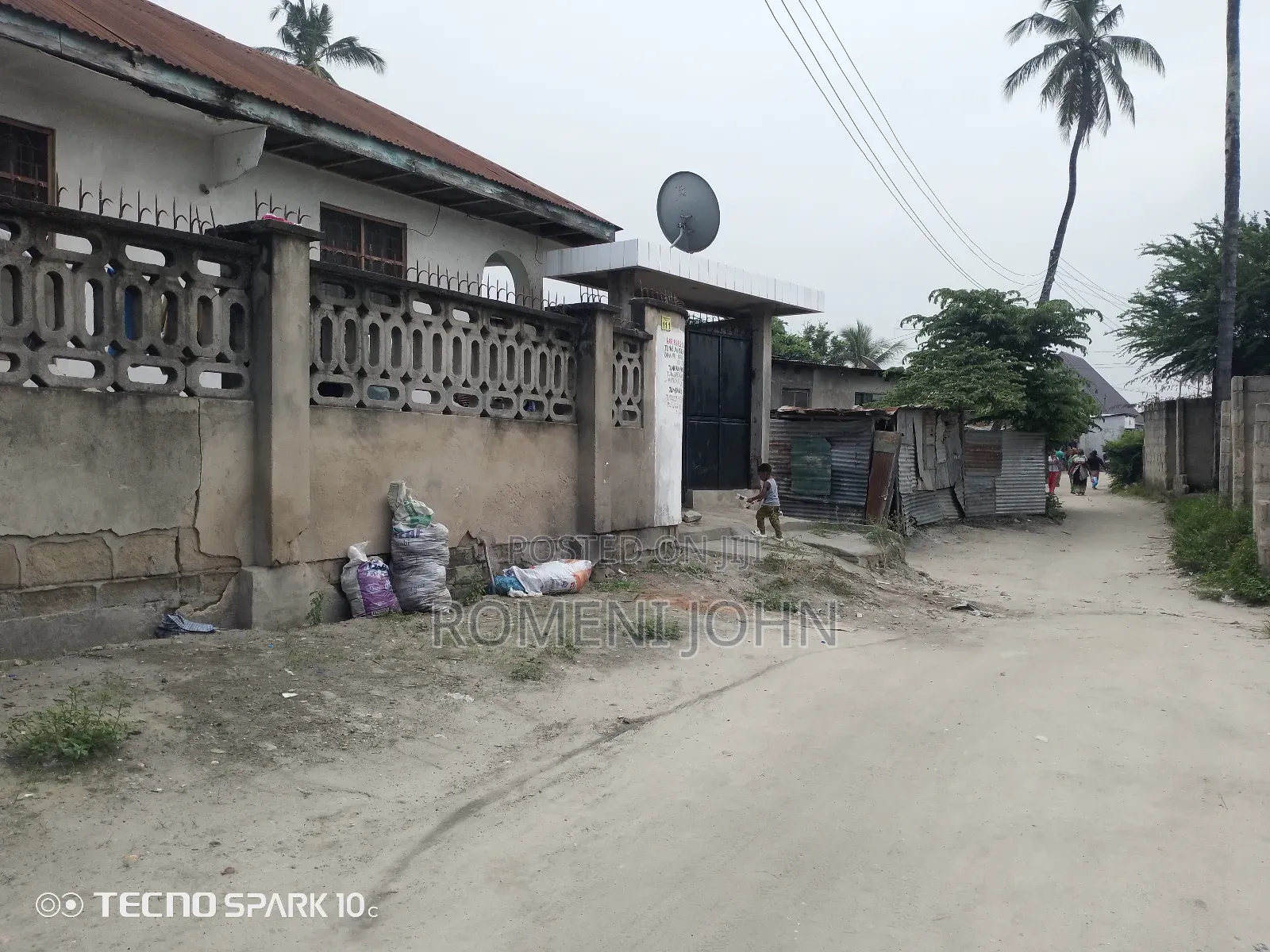 6bdrm House in Tanzania Daresalaam, Ilala for sale