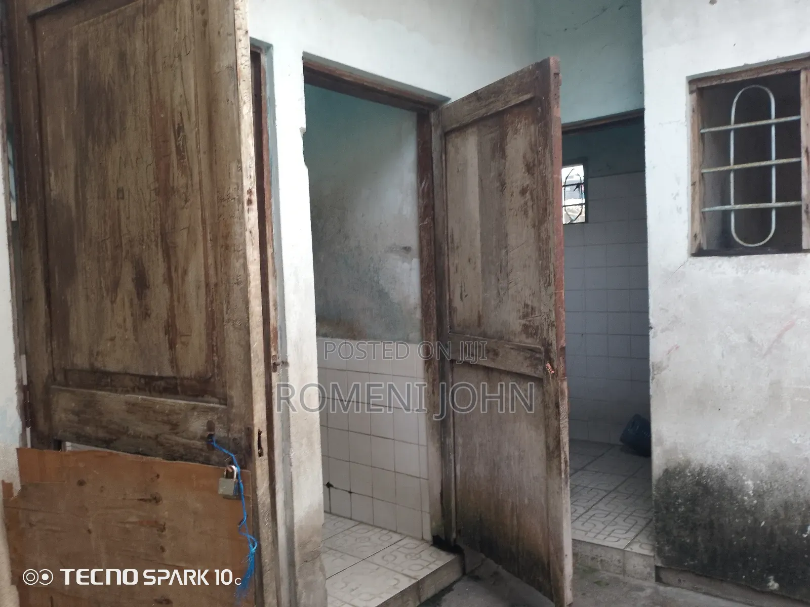 6bdrm House in Tanzania Daresalaam, Ilala for sale