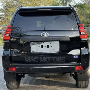 Toyota Land Cruiser Prado 2.8 2023 Black