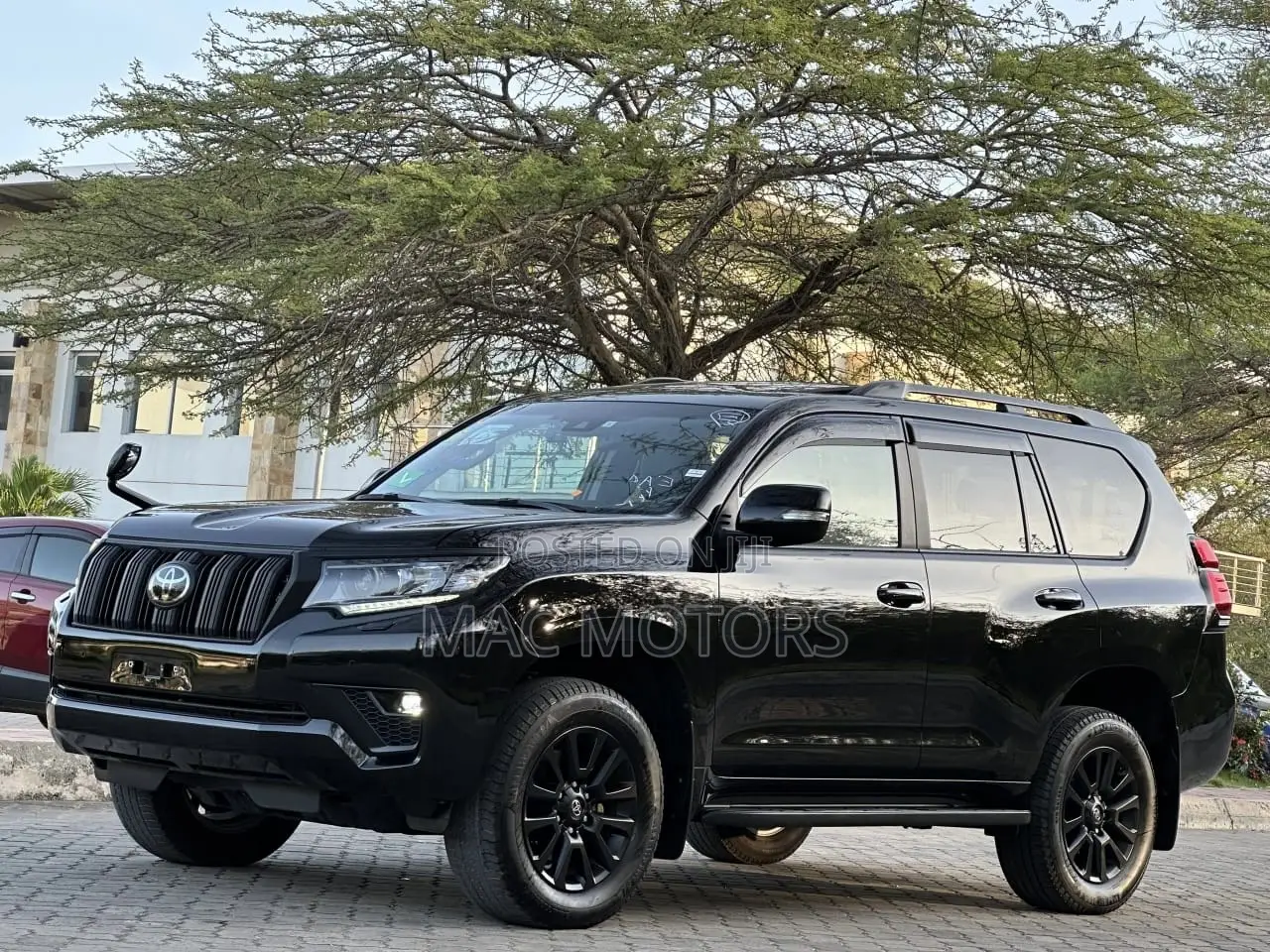 Toyota Land Cruiser Prado 2.8 2023 Black