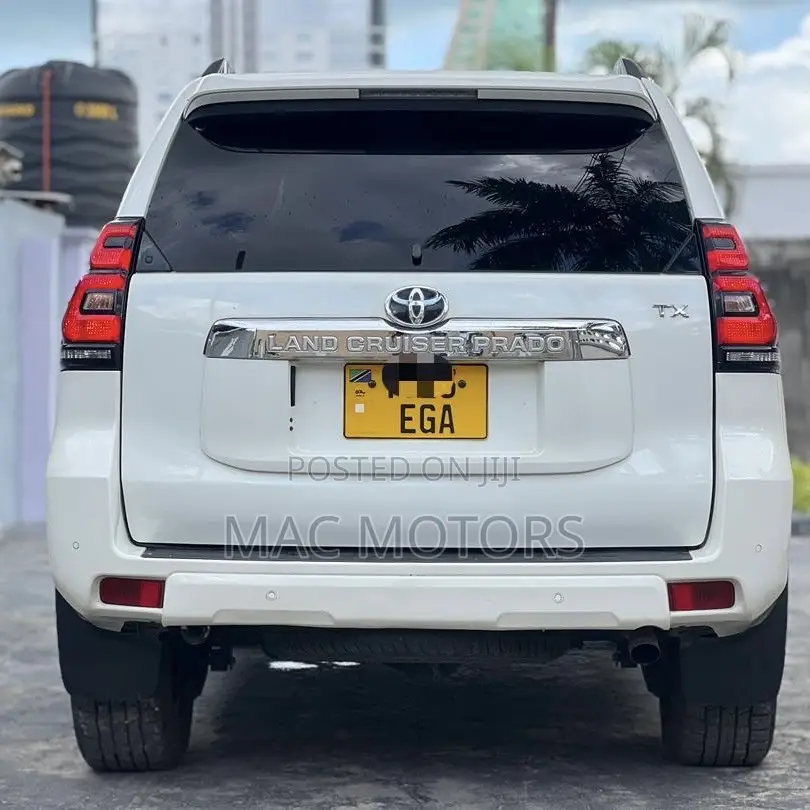 Toyota Land Cruiser Prado 2020 White