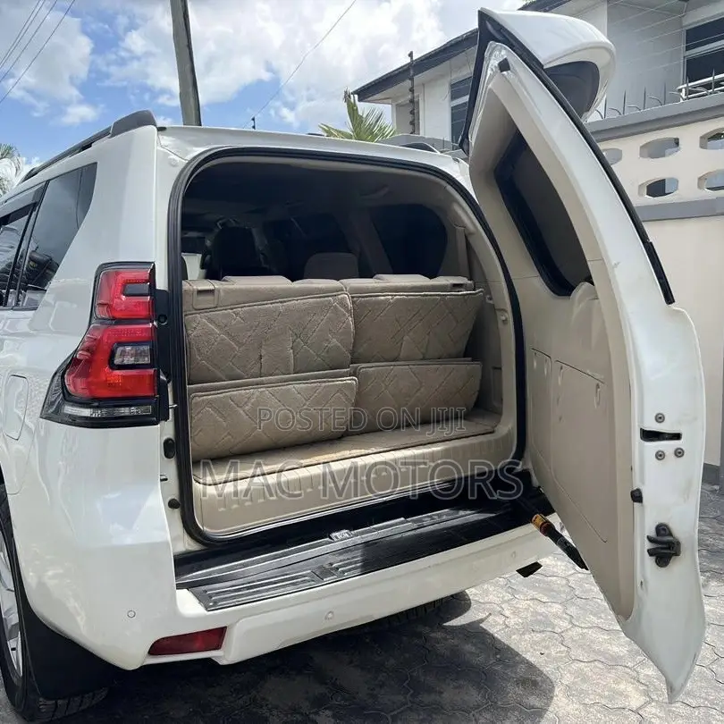 Toyota Land Cruiser Prado 2020 White