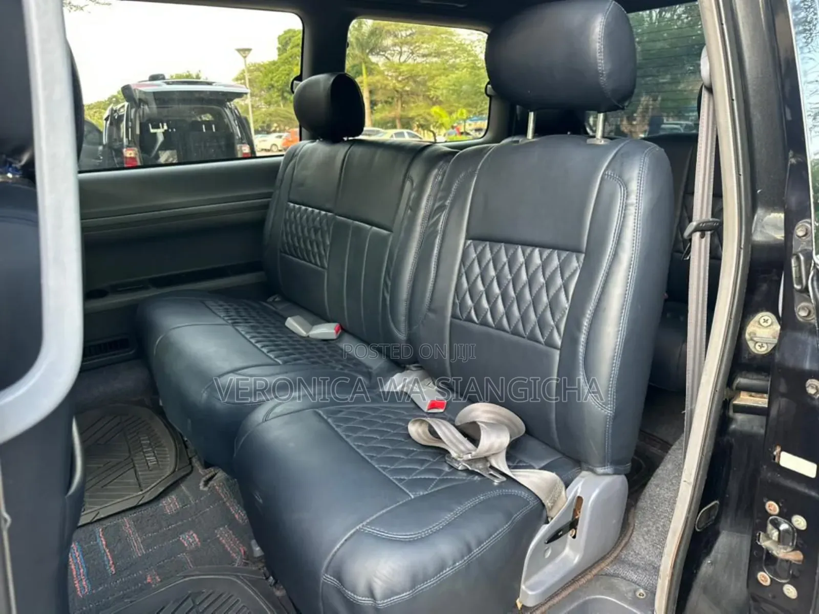 Toyota Noah 2002 Black