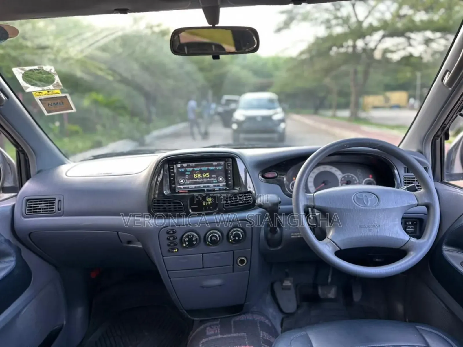 Toyota Noah 2002 Black