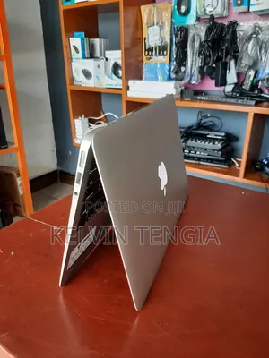 Laptop Apple MacBook 2013 4GB Intel Core i5 SSD 160GB