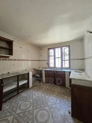 7bdrm House in Mikocheni for rent