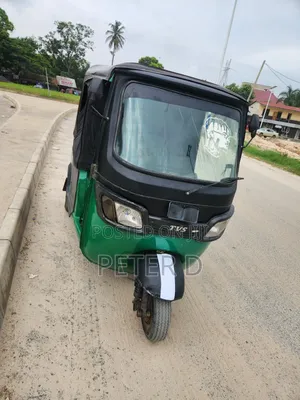 TVS King Deluxe Plus iTouch Start 2023 Green