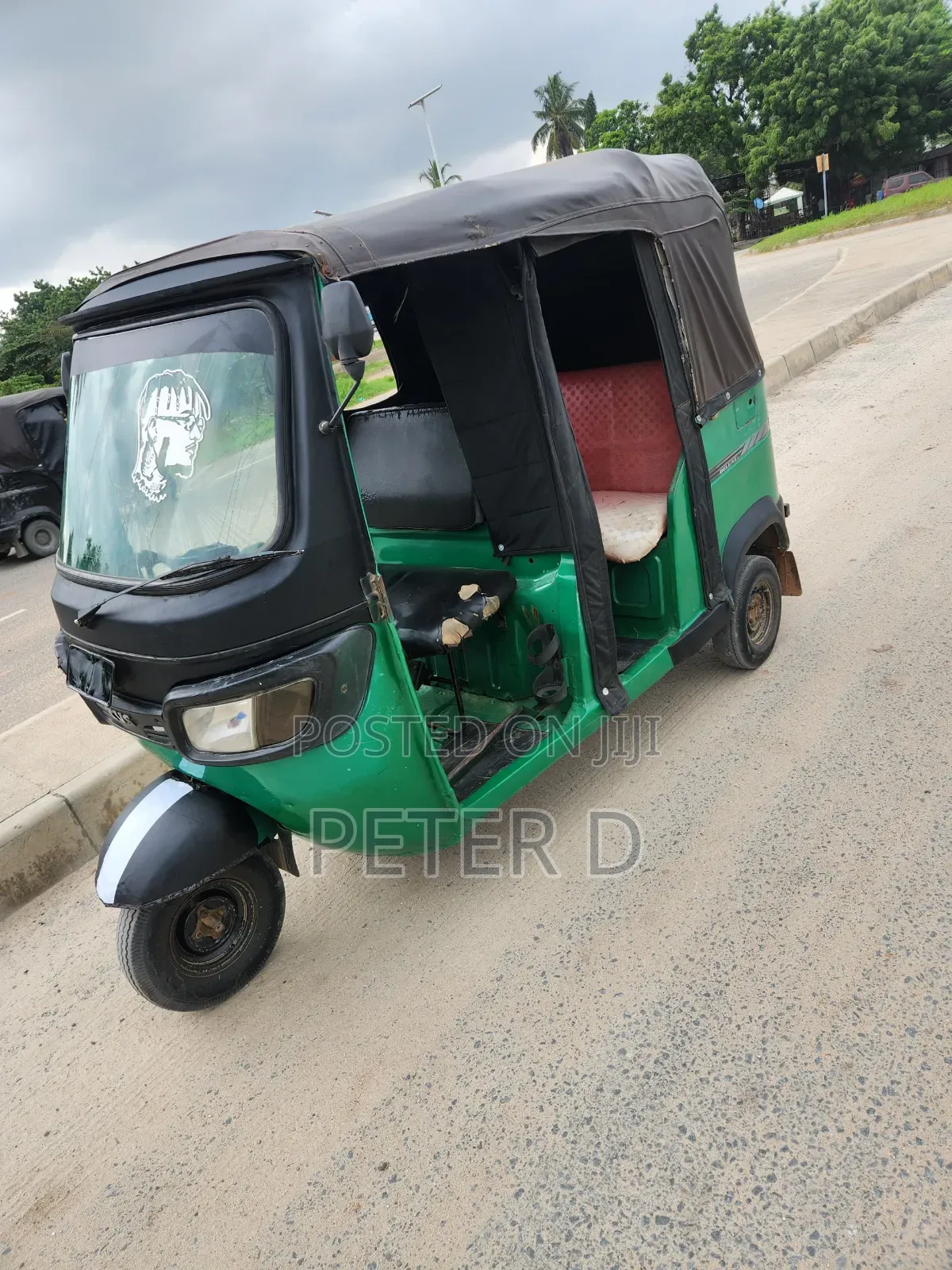 TVS King Deluxe Plus iTouch Start 2023 Green