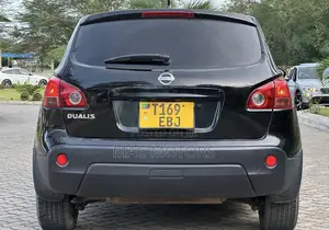 Nissan Dualis 2010 Black
